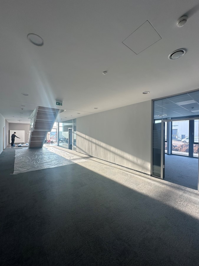 Bürogebäude/Hallenausbau Düren