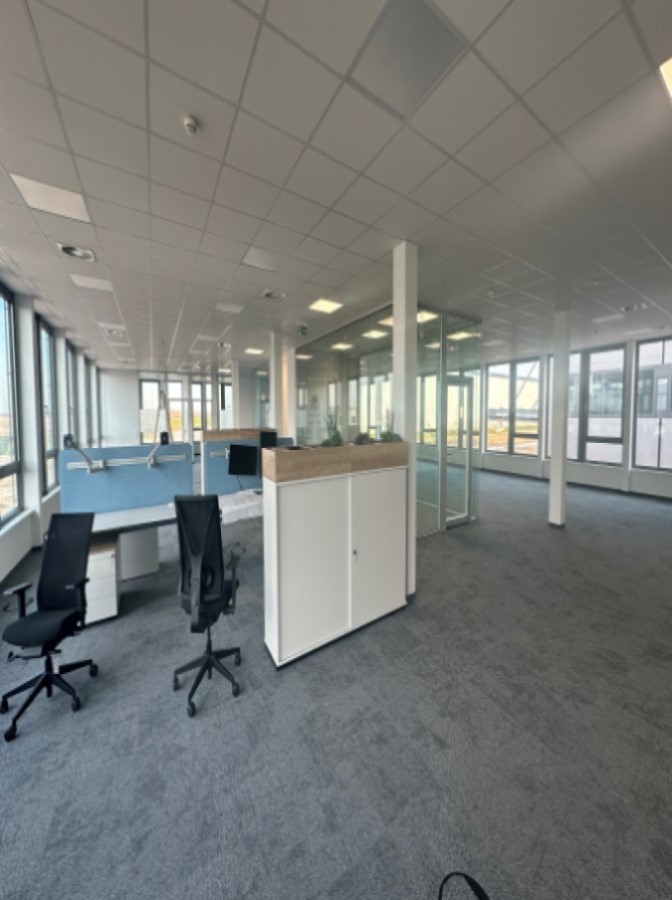 Bürogebäude/Hallenausbau Düren